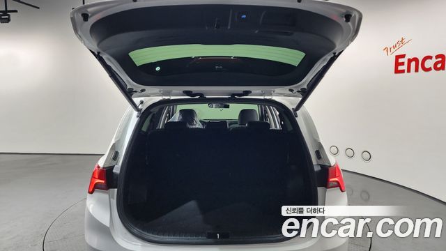 Hyundai Santa Fe 2022 thumb 11
