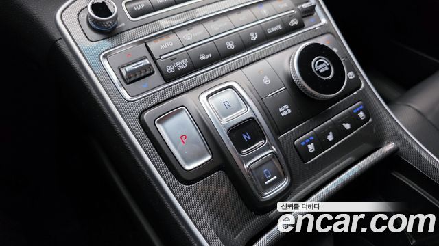 Hyundai Santa Fe 2023 thumb 10