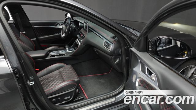 Genesis G70 2018 thumb 10