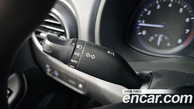Hyundai Kona 2018 thumb 12