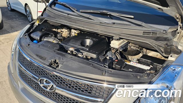 Hyundai Starex 2013 thumb 7