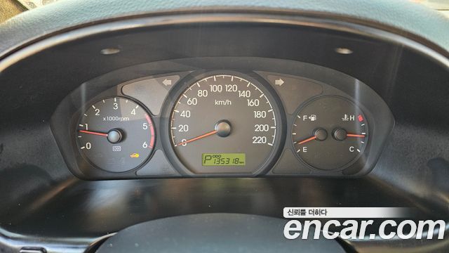 Hyundai Starex 2013 thumb 9