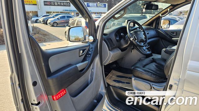 Hyundai Starex 2013 thumb 11
