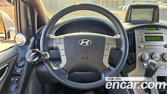 Hyundai Starex 2013 thumb 12