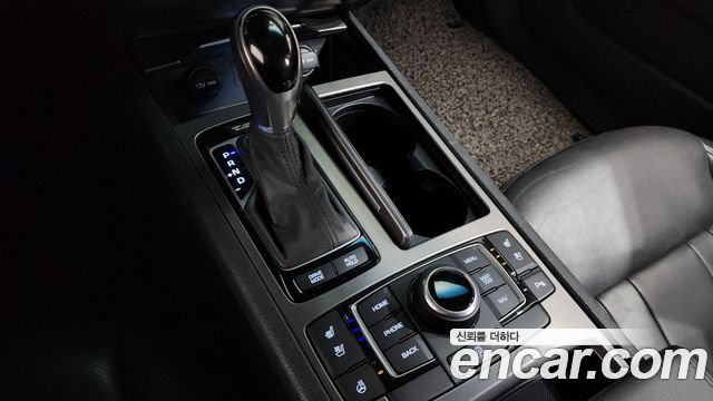 Hyundai Genesis 2015 thumb 9
