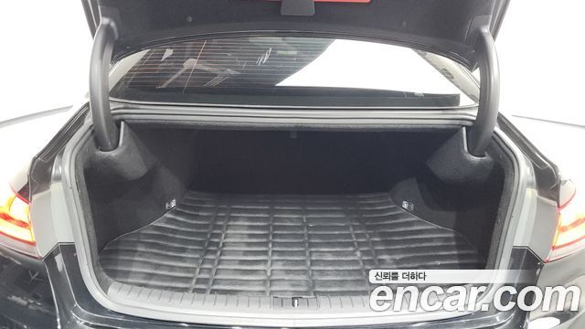 Hyundai Genesis 2015 thumb 12