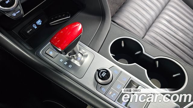 Genesis G70 2020 thumb 9
