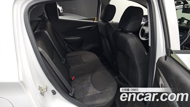 Chevrolet Spark 2017 thumb 11