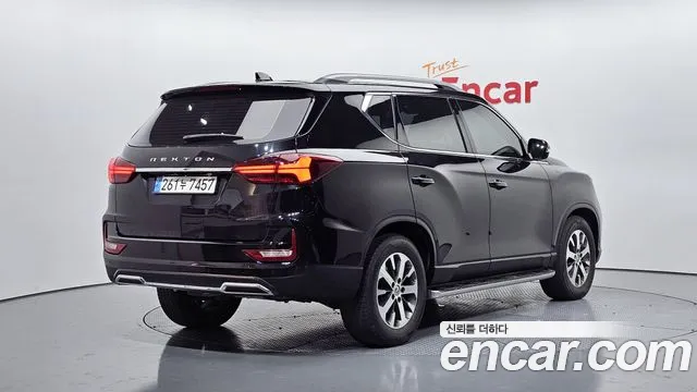 SsangYong Rexton 2020 thumb 3