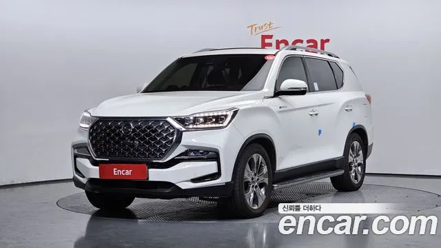 SsangYong Rexton 2022 thumb 2