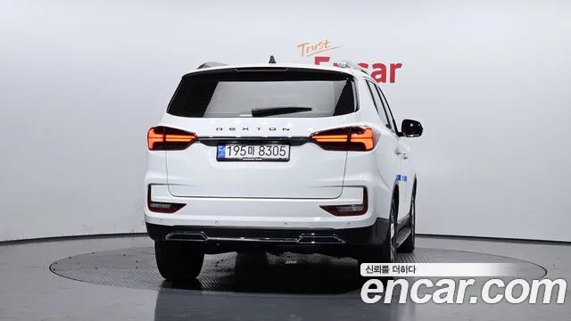 SsangYong Rexton 2022 thumb 5