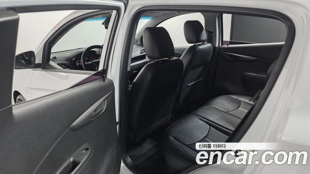 Chevrolet Spark 2019 thumb 12