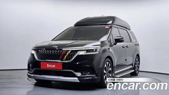Kia Carnival 2021 thumb 2