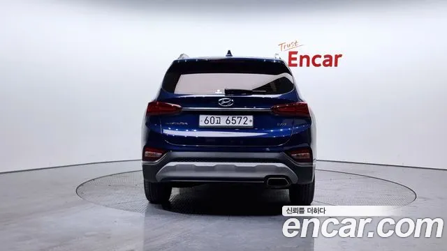 Hyundai Santa Fe 2019 thumb 5