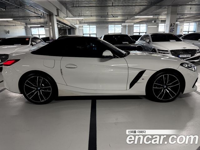BMW Z4 2020 thumb 5