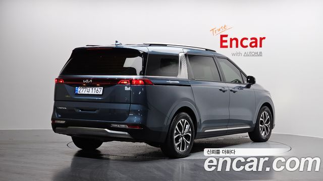 Kia Carnival 2022 thumb 3