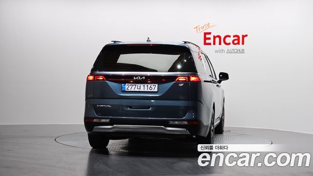 Kia Carnival 2022 thumb 5