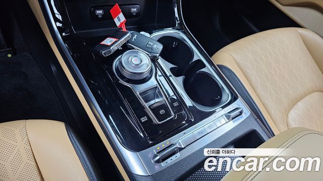 Kia Carnival 2022 thumb 9