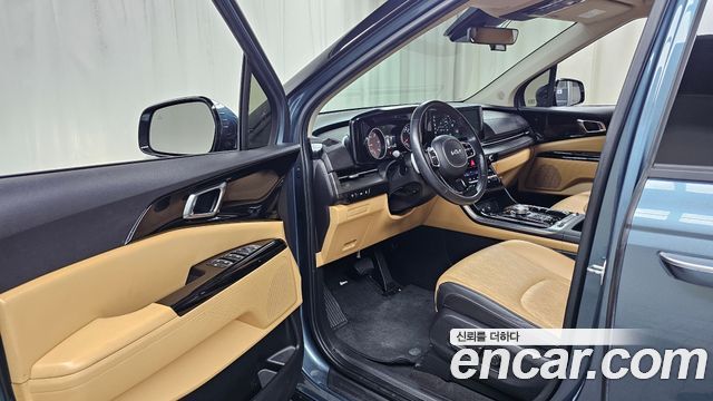 Kia Carnival 2022 thumb 10
