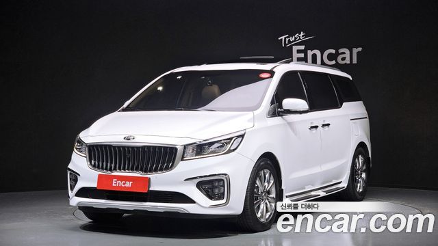 Kia Carnival 2019 thumb 2