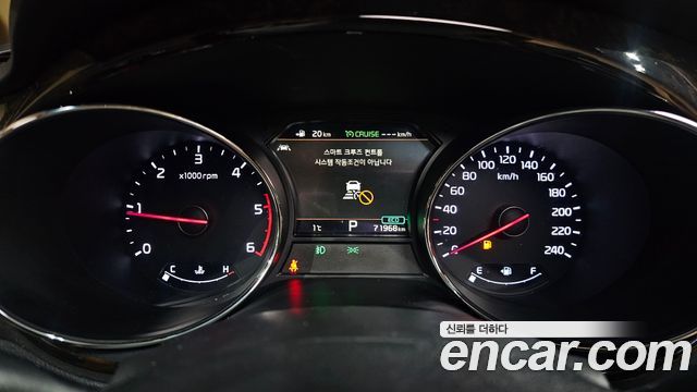 Kia Carnival 2019 thumb 9