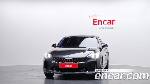 Kia Stinger 2017 thumb 3