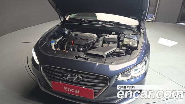 Hyundai Grandeur 2017 thumb 6