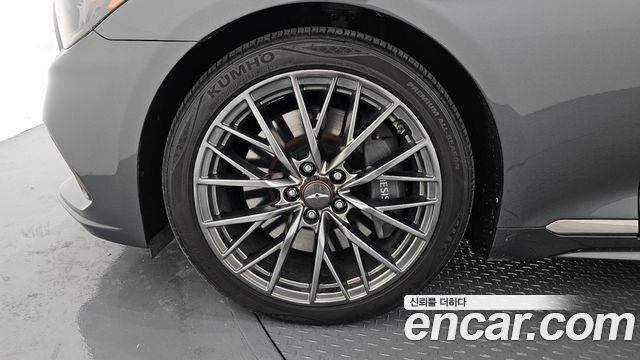 Genesis G80 2018 thumb 6