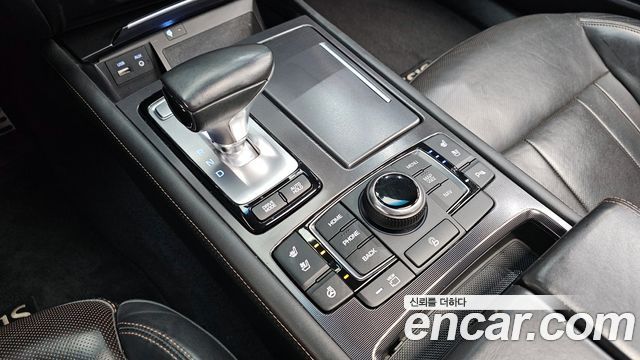 Genesis G80 2018 thumb 10