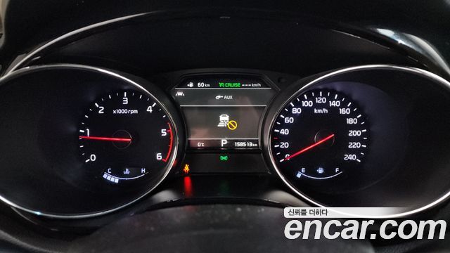 Kia Carnival 2019 thumb 8