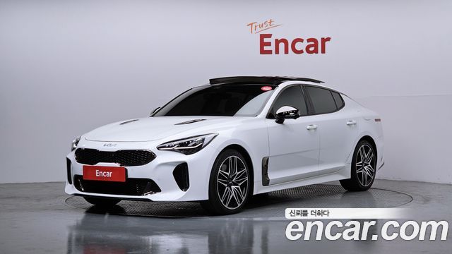 Kia Stinger 2022 thumb 2