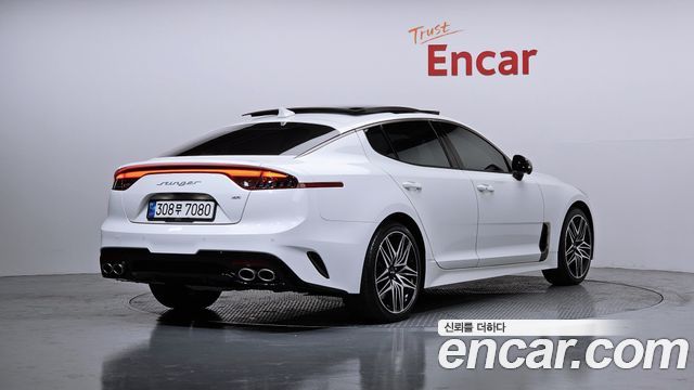 Kia Stinger 2022 thumb 3
