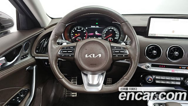 Kia Stinger 2022 thumb 12