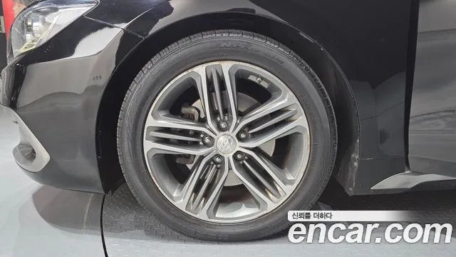 Hyundai Grandeur 2017 thumb 6