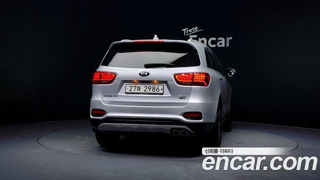 Kia Sorento 2019 thumb 5