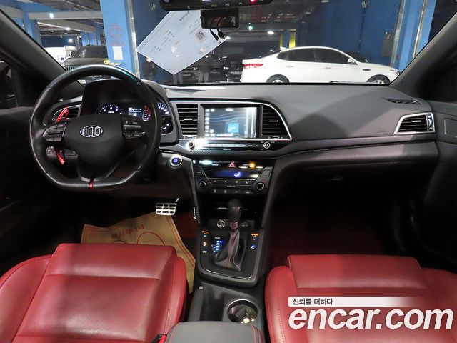 Hyundai Avante 2017 thumb 8