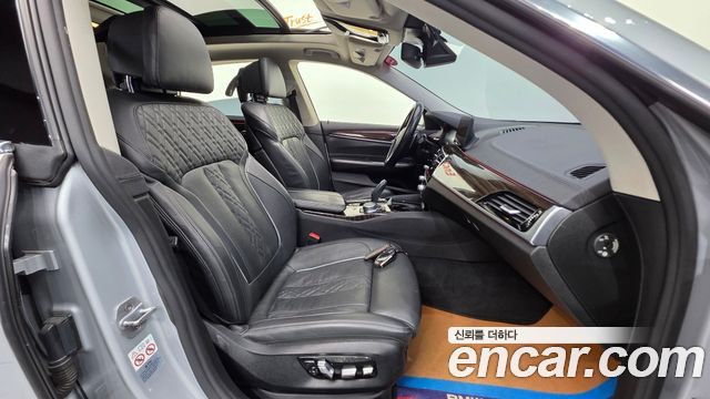 BMW 3 серии GT 2019 thumb 11