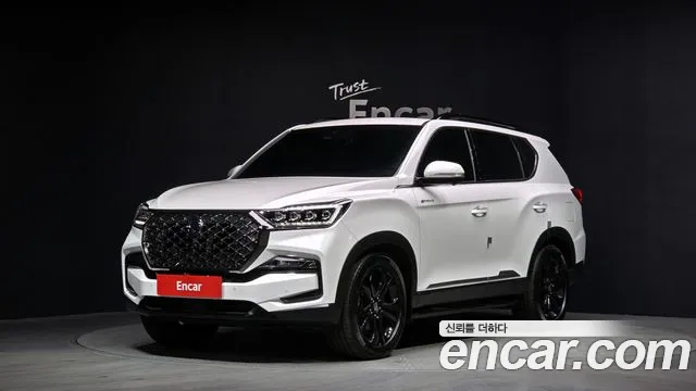 SsangYong Rexton 2021 thumb 2