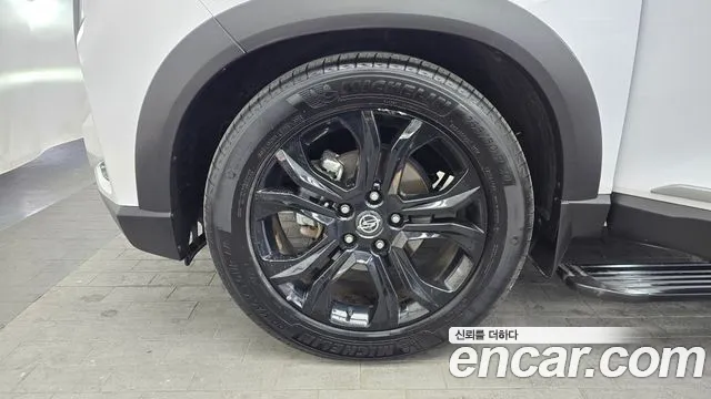 SsangYong Rexton 2021 thumb 6