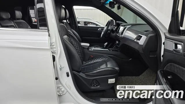 SsangYong Rexton 2021 thumb 12
