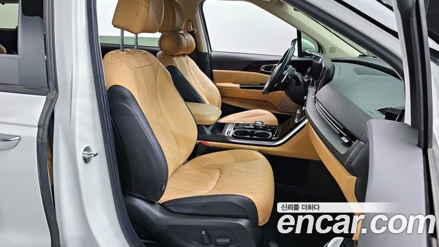 Kia Carnival 2020 thumb 11