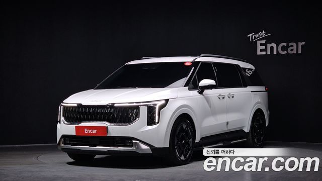 Kia Carnival 2024 thumb 2