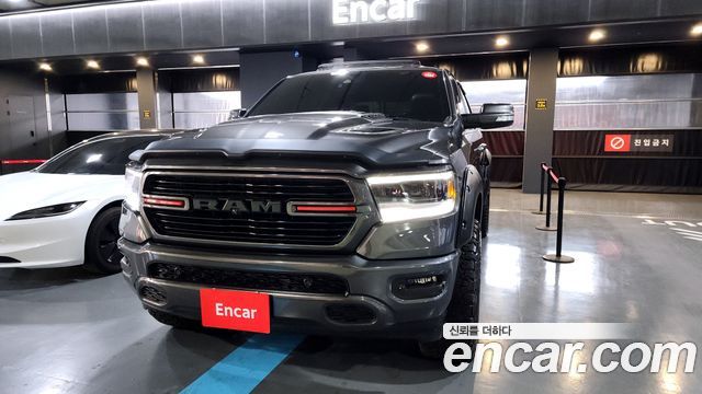 Dodge Ram Pick Up 2019 thumb 4