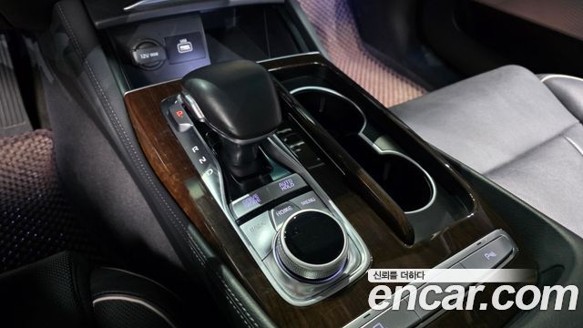 Kia K9 2018 thumb 10