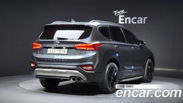 Hyundai Santa Fe 2018 thumb 2