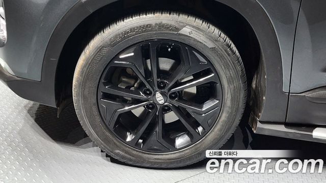 Hyundai Santa Fe 2018 thumb 5
