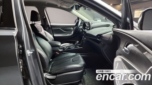 Hyundai Santa Fe 2018 thumb 10