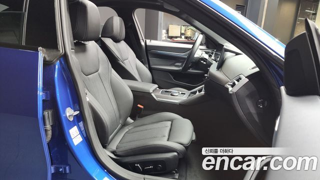 BMW i4 2025 thumb 12