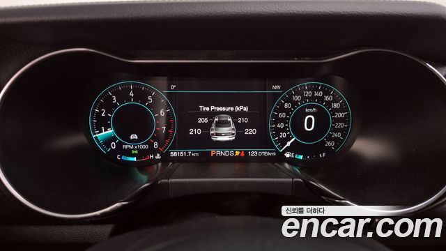 Ford Mustang Mach-E 2019 thumb 8