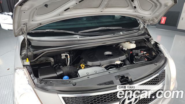 Hyundai Starex 2015 thumb 6